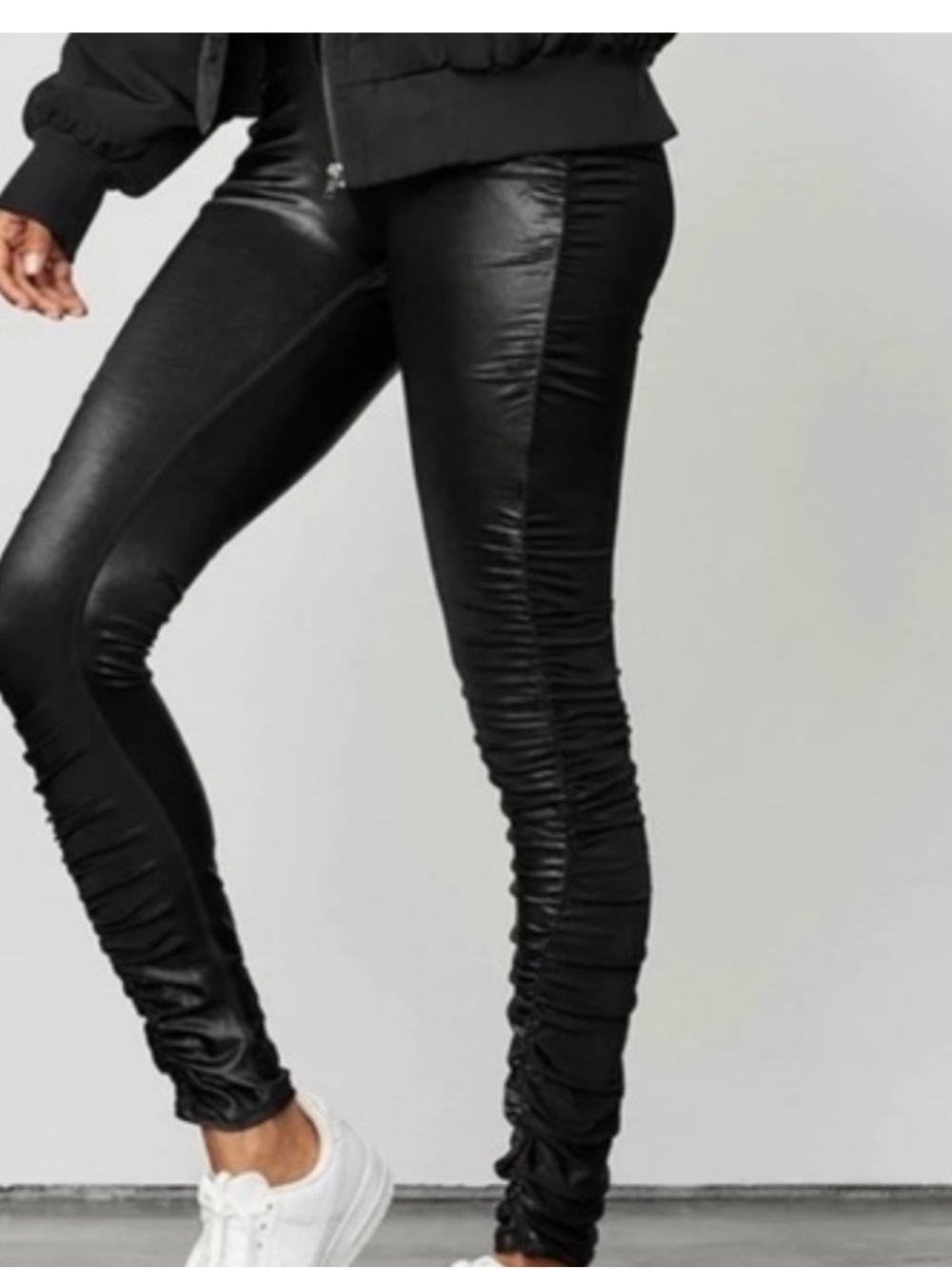 ALO Yoga Black Ruched Jeggings